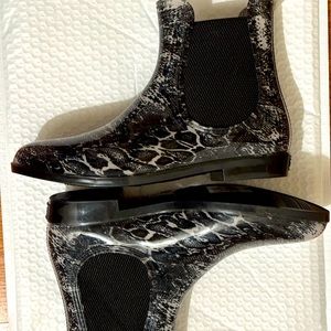 Seven7 by Melisa McCarty Women Shoes Cheetah Print Rain Winter Ankle Boo…